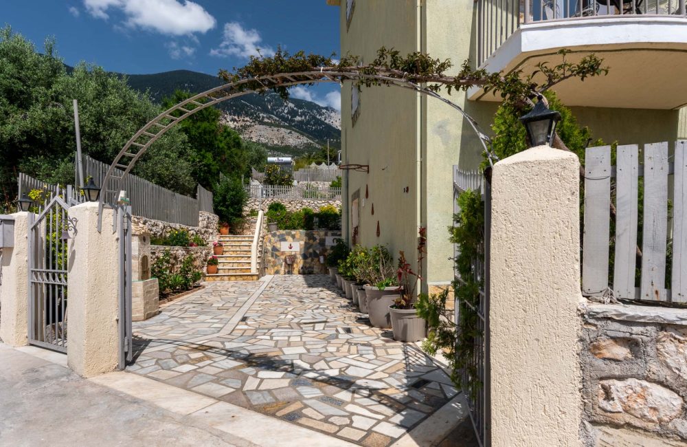 Nikos - Vassilis Apartments